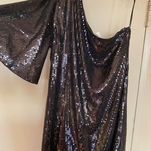 Sequins One Shoulder/Sleeve Mini